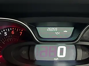 Used 2019 Renault Captur GT Line Boston Blue - Interior and Exterior details 19