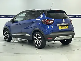 Used 2019 Renault Captur GT Line Boston Blue - Interior and Exterior details 4