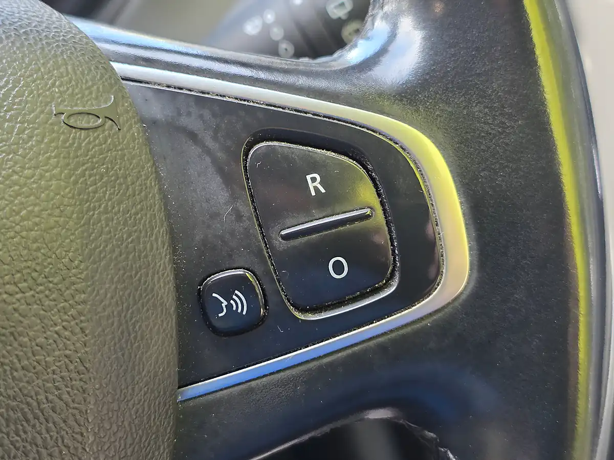 Used 2019 Renault Captur GT Line Diamond Black With Ivory Roof - Interior and Exterior details 16