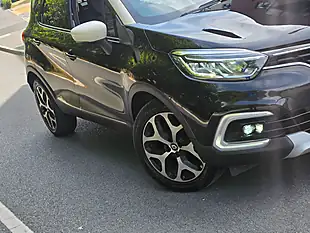 Used 2019 Renault Captur GT Line Diamond Black With Ivory Roof - Interior and Exterior details 19