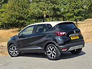 Used 2019 Renault Captur GT Line Diamond Black With Ivory Roof - Interior and Exterior details 5