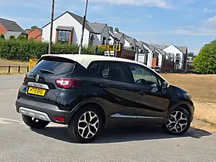 Used 2019 Renault Captur GT Line Diamond Black With Ivory Roof - Interior and Exterior details 7