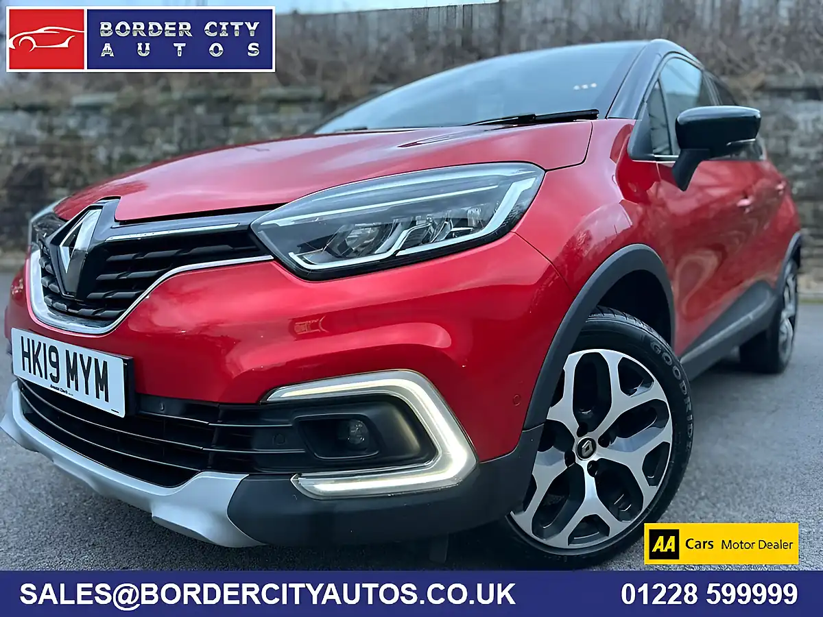 Used 2019 Renault Captur GT Line Flame Red - Front View