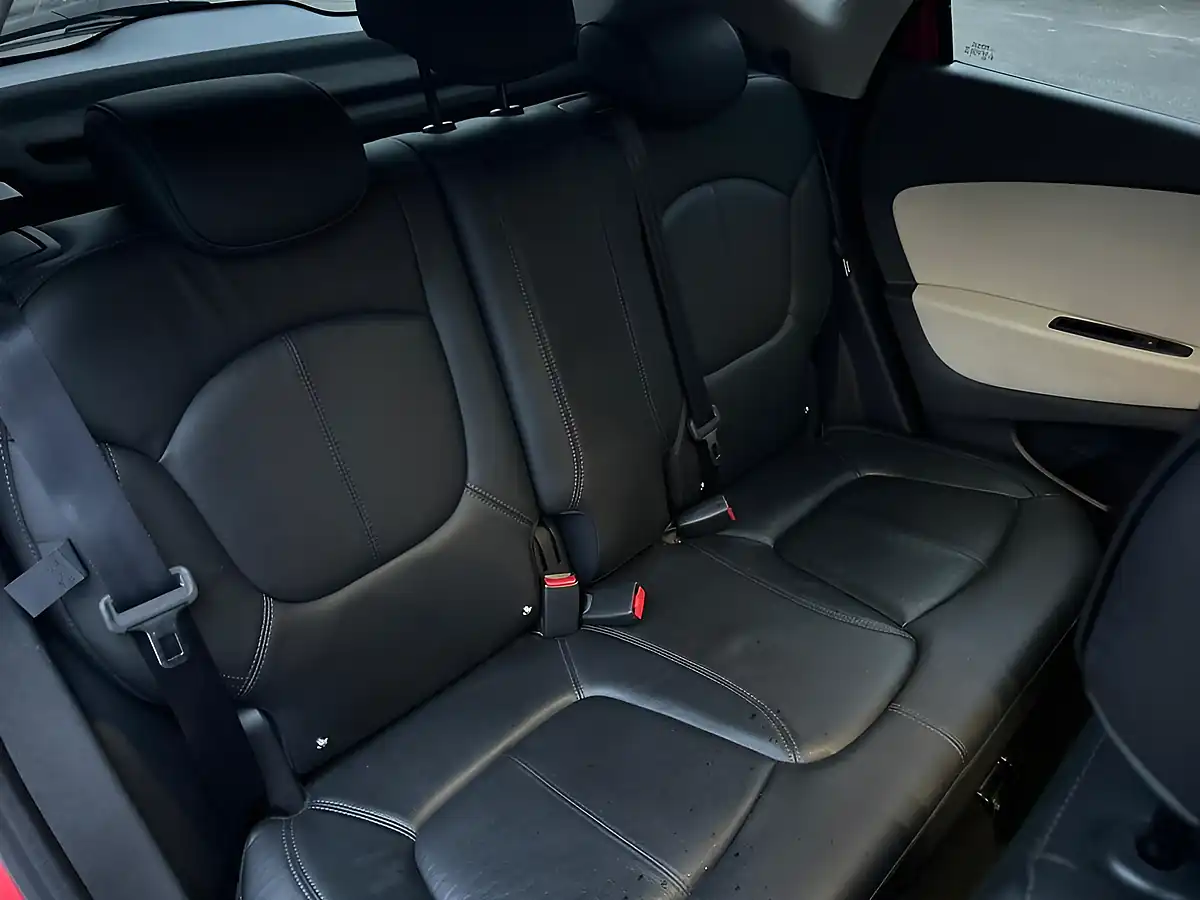 Used 2019 Renault Captur GT Line Flame Red - Interior and Exterior details 10