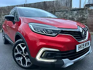 Used 2019 Renault Captur GT Line Flame Red - Interior and Exterior details 3