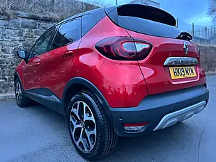 Used 2019 Renault Captur GT Line Flame Red - Interior and Exterior details 8