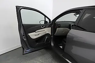 Used 2019 Renault Captur GT Line Grey - Interior and Exterior details 13