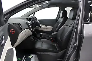 Used 2019 Renault Captur GT Line Grey - Interior and Exterior details 18