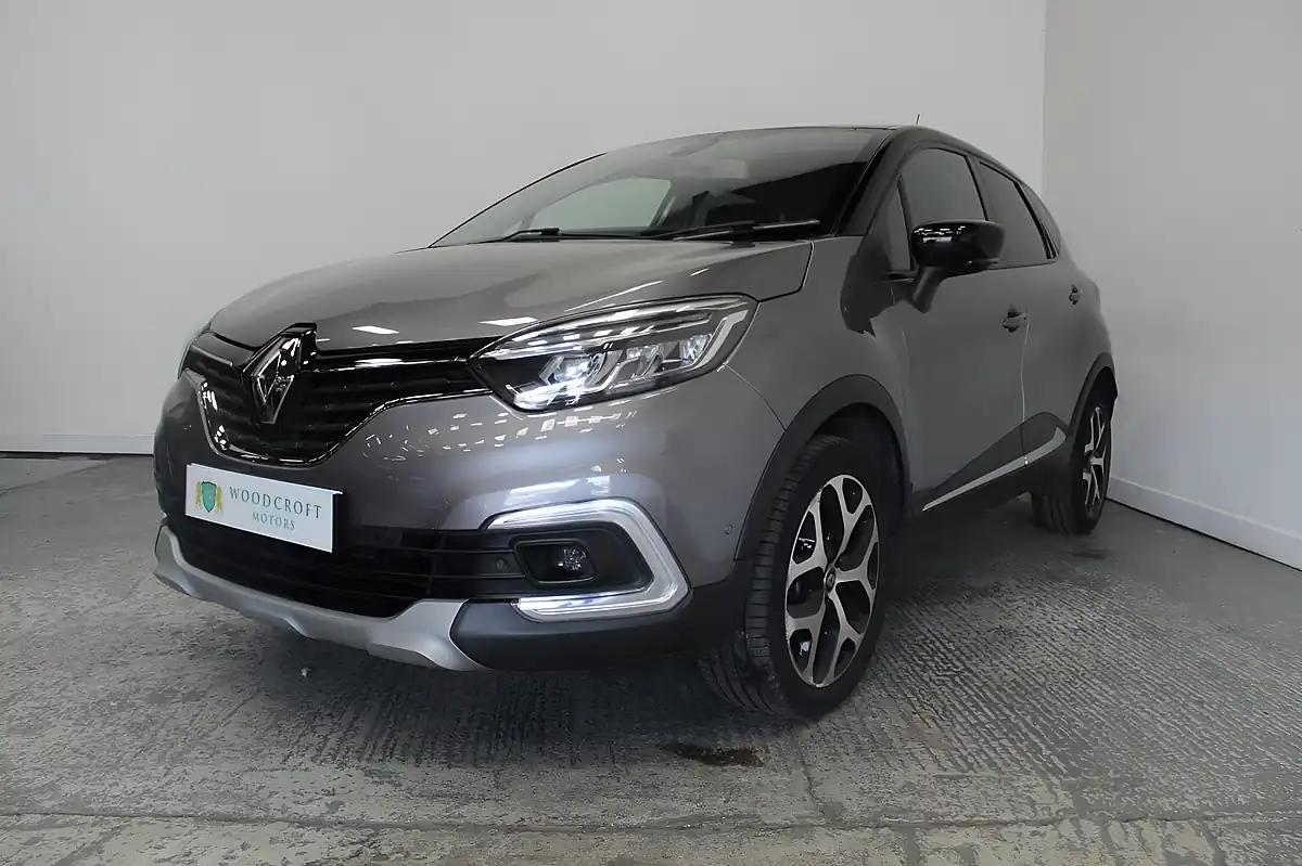 Used 2019 Renault Captur GT Line Grey - Interior and Exterior details 2