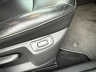 Used 2019 Renault Captur GT Line Grey - Interior and Exterior details 11
