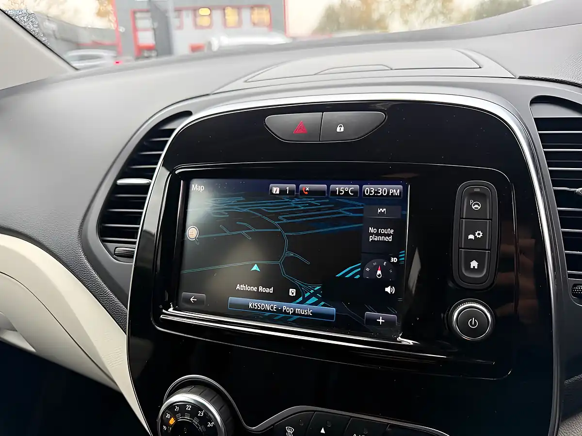 Used 2019 Renault Captur GT Line Grey - Interior and Exterior details 15