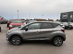 Used 2019 Renault Captur GT Line Grey - Interior and Exterior details 3