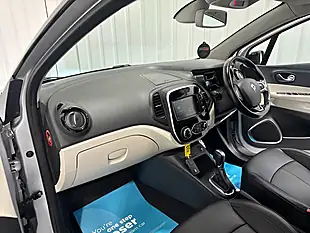 Used 2019 Renault Captur GT Line Mercury Silver - Interior and Exterior details 11