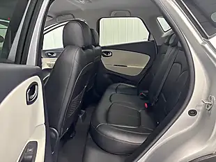 Used 2019 Renault Captur GT Line Mercury Silver - Interior and Exterior details 13