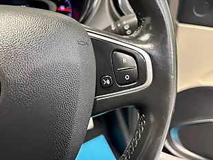Used 2019 Renault Captur GT Line Mercury Silver - Interior and Exterior details 18