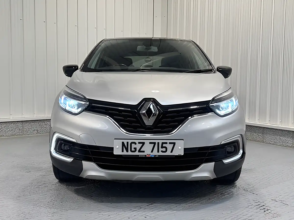 Used 2019 Renault Captur GT Line Mercury Silver - Interior and Exterior details 2