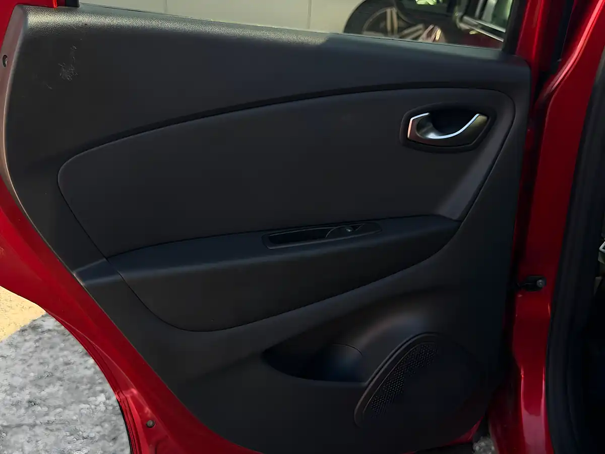 Used 2019 Renault Captur GT Line Red - Interior and Exterior details 13