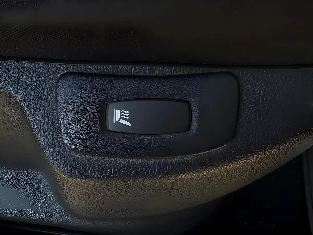 Used 2019 Renault Captur GT Line Red - Interior and Exterior details 19