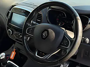 Used 2019 Renault Captur GT Line Red - Interior and Exterior details 8