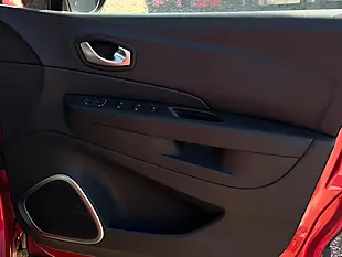 Used 2019 Renault Captur GT Line Red - Interior and Exterior details 9
