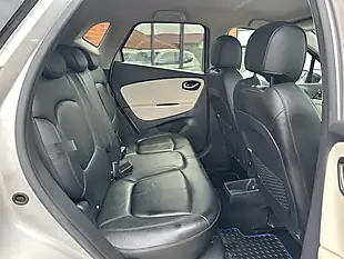 Used 2019 Renault Captur GT Line Silver - Interior and Exterior details 10