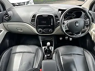 Used 2019 Renault Captur GT Line Silver - Interior and Exterior details 15