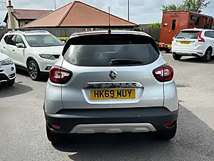 Used 2019 Renault Captur GT Line Silver - Interior and Exterior details 6