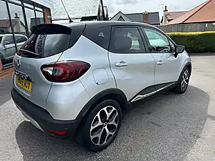 Used 2019 Renault Captur GT Line Silver - Interior and Exterior details 7