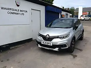 Used 2019 Renault Captur GT Line Silver - Interior and Exterior details 13