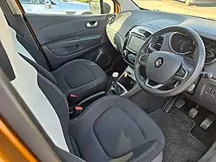 Used 2019 Renault Captur Iconic Black, Orange - Interior and Exterior details 14