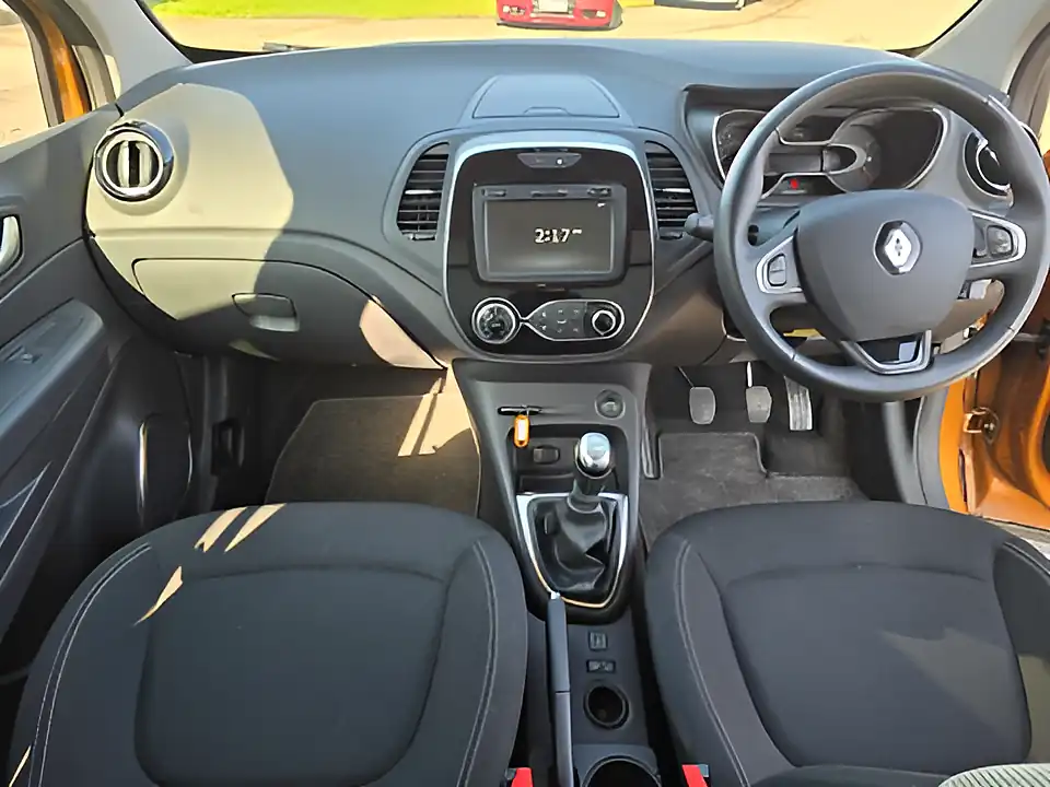 Used 2019 Renault Captur Iconic Black, Orange - Interior and Exterior details 16
