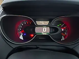 Used 2019 Renault Captur Iconic Black, Orange - Interior and Exterior details 17