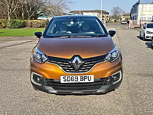 Used 2019 Renault Captur Iconic Black, Orange - Interior and Exterior details 2