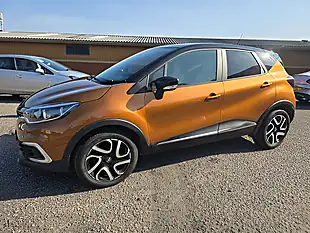 Used 2019 Renault Captur Iconic Black, Orange - Interior and Exterior details 5