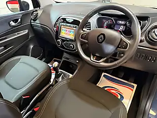 Used 2019 Renault Captur Iconic Blue - Interior and Exterior details 16