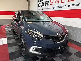 Used 2019 Renault Captur Iconic Blue - Interior and Exterior details 5