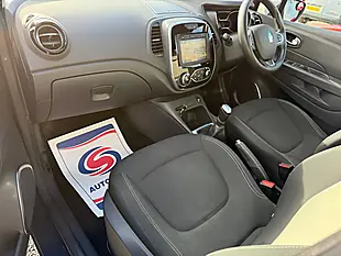 Used 2019 Renault Captur Iconic Blue - Interior and Exterior details 11
