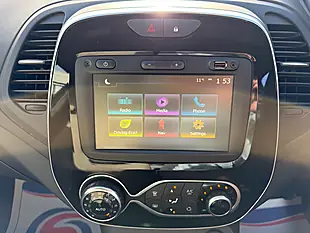 Used 2019 Renault Captur Iconic Blue - Interior and Exterior details 15