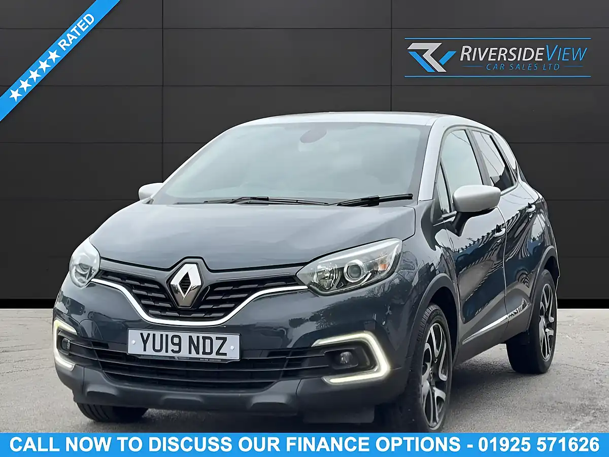 Used 2019 Renault Captur Iconic Blue - Interior and Exterior details 2
