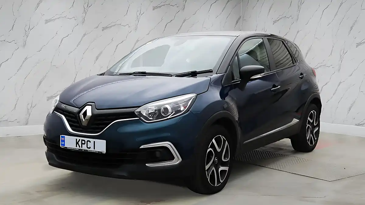 Used 2019 Renault Captur Iconic Blue - Interior and Exterior details 2