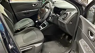 Used 2019 Renault Captur Iconic Blue - Interior and Exterior details 9