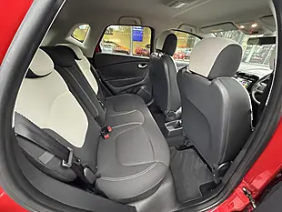 Used 2019 Renault Captur Iconic Red/Black - Interior and Exterior details 10