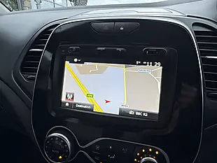 Used 2019 Renault Captur Iconic Red/Black - Interior and Exterior details 13