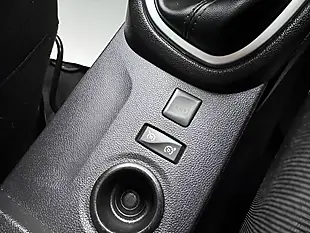 Used 2019 Renault Captur Iconic Red/Black - Interior and Exterior details 17