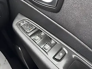 Used 2019 Renault Captur Iconic Red/Black - Interior and Exterior details 20