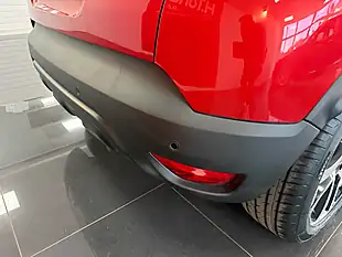 Used 2019 Renault Captur Iconic Red - Interior and Exterior details 8