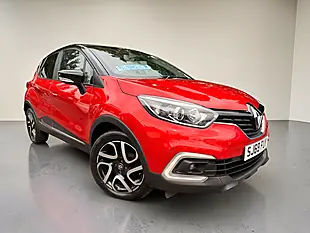 Used 2019 Renault Captur Iconic Red - Interior and Exterior details 2