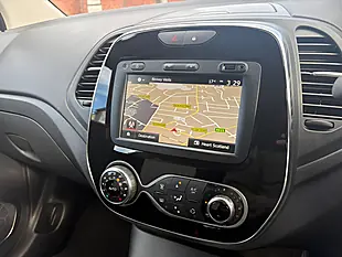 Used 2019 Renault Captur Iconic Red - Interior and Exterior details 2
