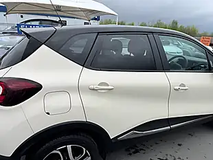 Used 2019 Renault Captur Iconic White - Interior and Exterior details 14