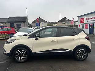Used 2019 Renault Captur Iconic White - Interior and Exterior details 4
